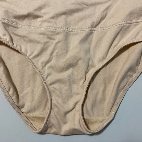 Maidenform High Waisted Tummy Control Brief - Picture 3 of 15